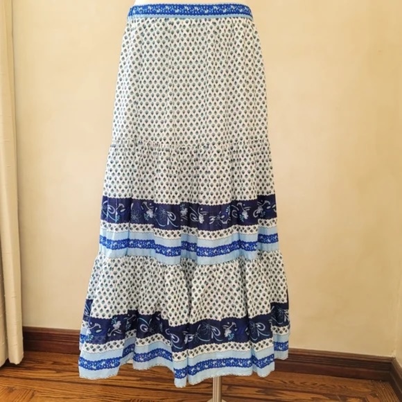 J.CREW Blue & White Block Print Lined Tiered Floral Midi Skirt Size Small - Picture 6 of 8